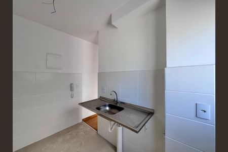 Apartamento à venda com 44m², 2 quartos e 1 vagaCozinha e Área de Serviço