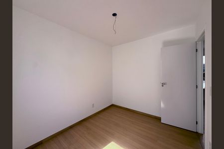 Apartamento à venda com 44m², 2 quartos e 1 vagaQuarto 2