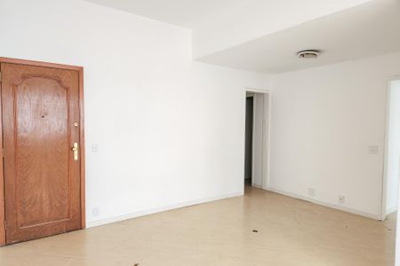 Apartamento para alugar com 120m², 3 quartos e 2 vagasSala