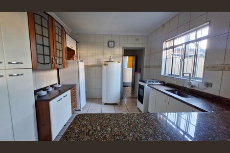 Casa à venda com 125m², 3 quartos e 1 vaga
