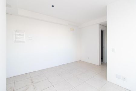 Sala de apartamento à venda com 3 quartos, 75m² em Partenon, Porto Alegre