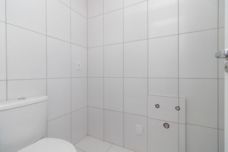 Apartamento à venda com 75m², 3 quartos e 2 vagas Apartamento à venda com 75m², 3 quartos e 2 vagasBanheiro da Suíte