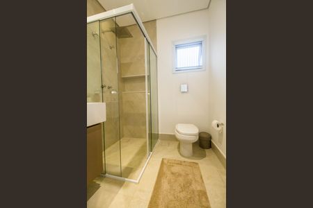 Casa de condomínio à venda com 441m², 5 quartos e 4 vagas Casa de condomínio à venda com 441m², 5 quartos e 4 vagasBanheiro da Suíte