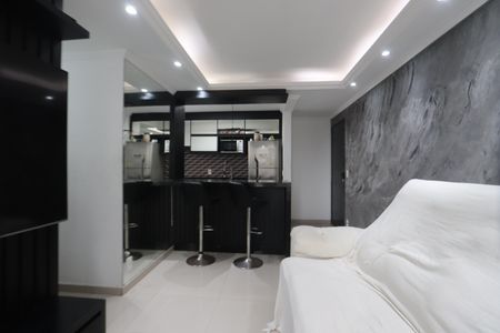 Sala de apartamento à venda com 2 quartos, 50m² em Vila Antonieta, São Paulo