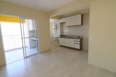 Sala de apartamento à venda com 2 quartos, 58m² em Vila Osasco, Osasco