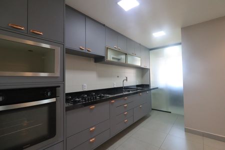 Apartamento para alugar com 126m², 3 quartos e 2 vagasCozinha