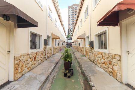 Casa de condomínio à venda com 56m², 2 quartos e 1 vaga Casa de condomínio à venda com 56m², 2 quartos e 1 vagaÁrea Comum