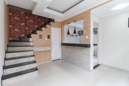 Casa de condomínio à venda com 56m², 2 quartos e 1 vaga Casa de condomínio à venda com 56m², 2 quartos e 1 vagaSala