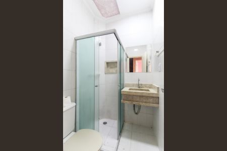 Casa de condomínio à venda com 56m², 2 quartos e 1 vaga Casa de condomínio à venda com 56m², 2 quartos e 1 vagaBanheiro