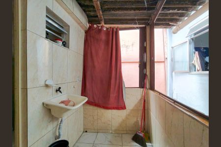 Casa à venda com 60m², 2 quartos e sem vagaÁrea de Serviço