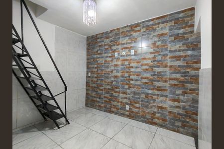 Casa à venda com 60m², 2 quartos e sem vagaSala