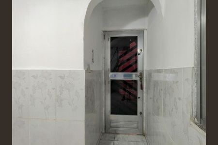Entrada de casa para alugar com 2 quartos, 60m² em Catumbi, Rio de Janeiro