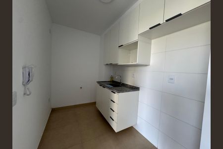 Cozinha de apartamento para alugar com 2 quartos, 42m² em I.a.p.i., Osasco