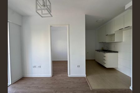 Sala de apartamento para alugar com 2 quartos, 42m² em I.a.p.i., Osasco