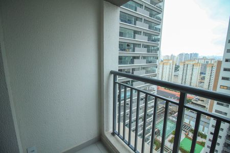 Varanda da sala de apartamento para alugar com 2 quartos, 52m² em Quarta Parada, São Paulo
