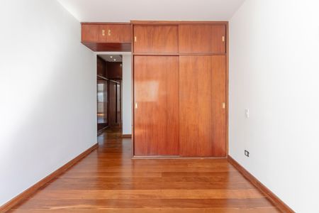 Apartamento à venda com 106m², 3 quartos e 1 vagaSuíte