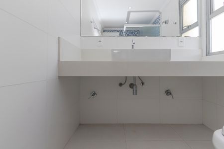 Apartamento à venda com 106m², 3 quartos e 1 vagaBanheiro da Suíte