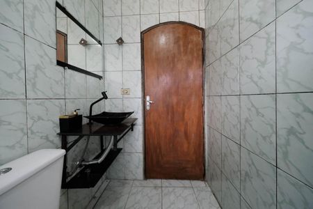 Casa para alugar com 86m², 3 quartos e 2 vagasBanheiro