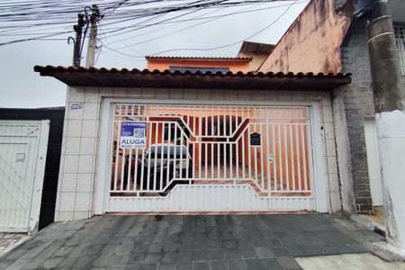 Casa para alugar com 86m², 3 quartos e 2 vagasFachada