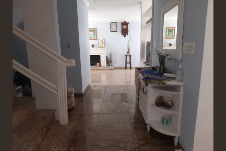 Casa à venda com 636m², 6 quartos e 8 vagasFoto 21