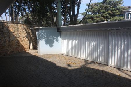 Casa à venda com 636m², 6 quartos e 8 vagasFoto 21