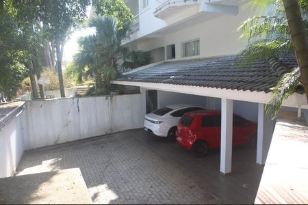 Casa à venda com 636m², 6 quartos e 8 vagasFoto 22