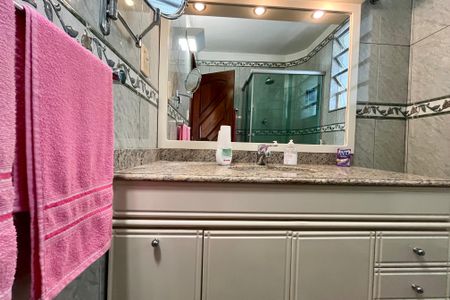 Apartamento à venda com 114m², 2 quartos e sem vagaBanheiro social 