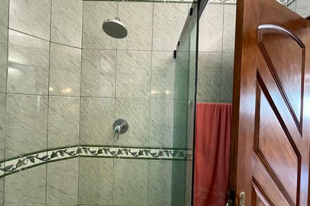 Apartamento à venda com 114m², 2 quartos e sem vagaBanheiro social 