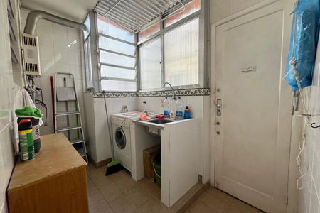 Apartamento à venda com 114m², 2 quartos e sem vagaÁrea de Serviço