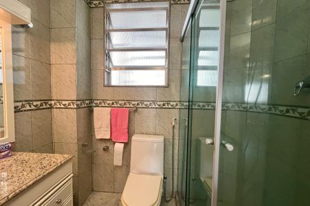 Apartamento à venda com 114m², 2 quartos e sem vagaBanheiro social 