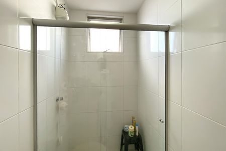 Apartamento à venda com 80m², 3 quartos e 2 vagas Apartamento à venda com 80m², 3 quartos e 2 vagasBanheiro da Suíte