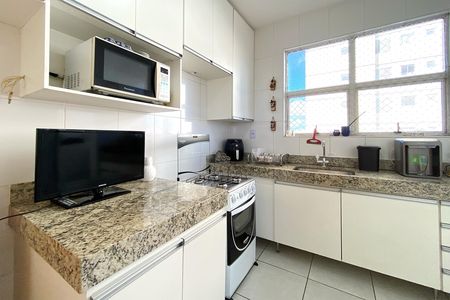 Apartamento à venda com 80m², 3 quartos e 2 vagas Apartamento à venda com 80m², 3 quartos e 2 vagasCozinha