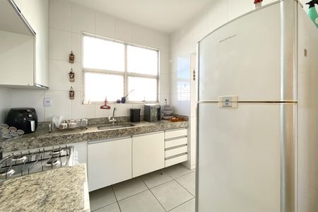Apartamento à venda com 80m², 3 quartos e 2 vagas Apartamento à venda com 80m², 3 quartos e 2 vagasCozinha