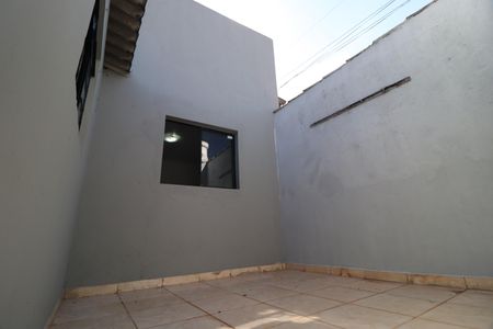Casa para alugar com 100m², 3 quartos e 1 vagaÁrea de Serviço