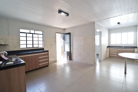 Casa para alugar com 100m², 3 quartos e 1 vagaCozinha