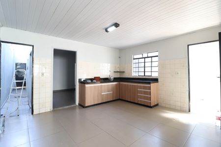 Casa para alugar com 100m², 3 quartos e 1 vagaCozinha