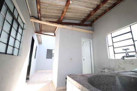 Casa para alugar com 100m², 3 quartos e 1 vagaQuintal