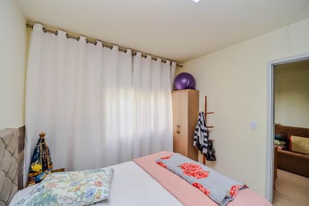 Quarto de apartamento à venda com 1 quarto, 44m² em Vila Ipiranga, Porto Alegre
