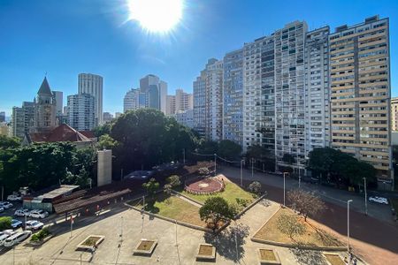 Apartamento à venda com 42m², 1 quarto e sem vaga Apartamento à venda com 42m², 1 quarto e sem vagaSala / cozinha - Vista