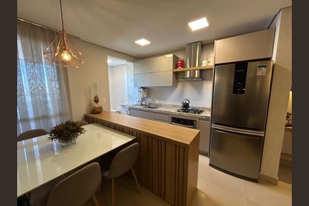 Apartamento para alugar com 63m², 2 quartos e 2 vagasSala