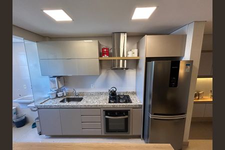 Apartamento para alugar com 63m², 2 quartos e 2 vagasCozinha