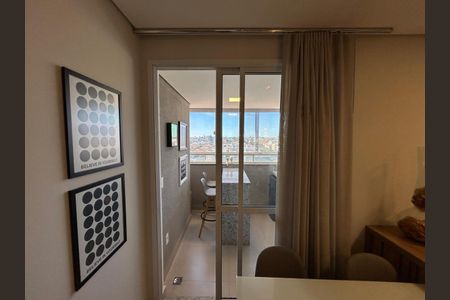 Apartamento para alugar com 63m², 2 quartos e 2 vagasVaranda