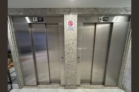 Apartamento para alugar com 63m², 2 quartos e 2 vagasElevador