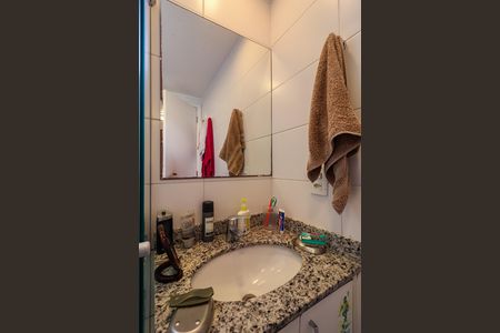 Apartamento à venda com 122m², 3 quartos e 3 vagas Apartamento à venda com 122m², 3 quartos e 3 vagasBanheiro da Suíte 2