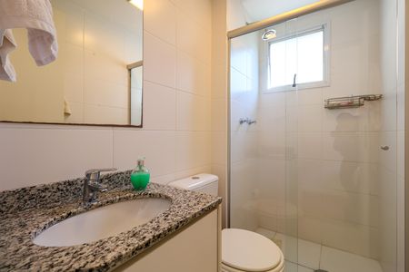 Apartamento à venda com 122m², 3 quartos e 3 vagas Apartamento à venda com 122m², 3 quartos e 3 vagasBanheiro social