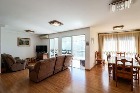 Apartamento à venda com 122m², 3 quartos e 3 vagas Apartamento à venda com 122m², 3 quartos e 3 vagasSala