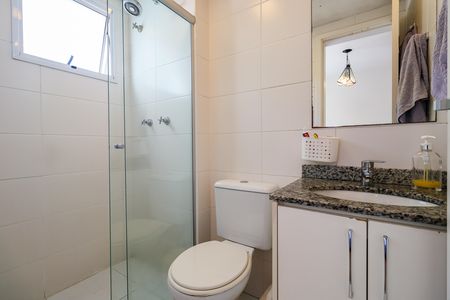 Apartamento à venda com 122m², 3 quartos e 3 vagas Apartamento à venda com 122m², 3 quartos e 3 vagasBanheiro da suíte
