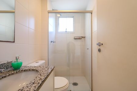 Apartamento à venda com 122m², 3 quartos e 3 vagas Apartamento à venda com 122m², 3 quartos e 3 vagasBanheiro social