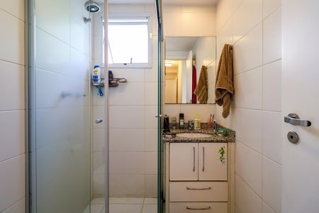 Apartamento à venda com 122m², 3 quartos e 3 vagas Apartamento à venda com 122m², 3 quartos e 3 vagasBanheiro da Suíte 2