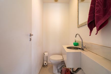 Apartamento à venda com 122m², 3 quartos e 3 vagas Apartamento à venda com 122m², 3 quartos e 3 vagasLavabo